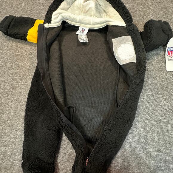 NFL Pittsburgh Steelers Snowsuit 3-6M Fuzzy Black Fleece Full Zip Soft Winter - Picture 10 of 11